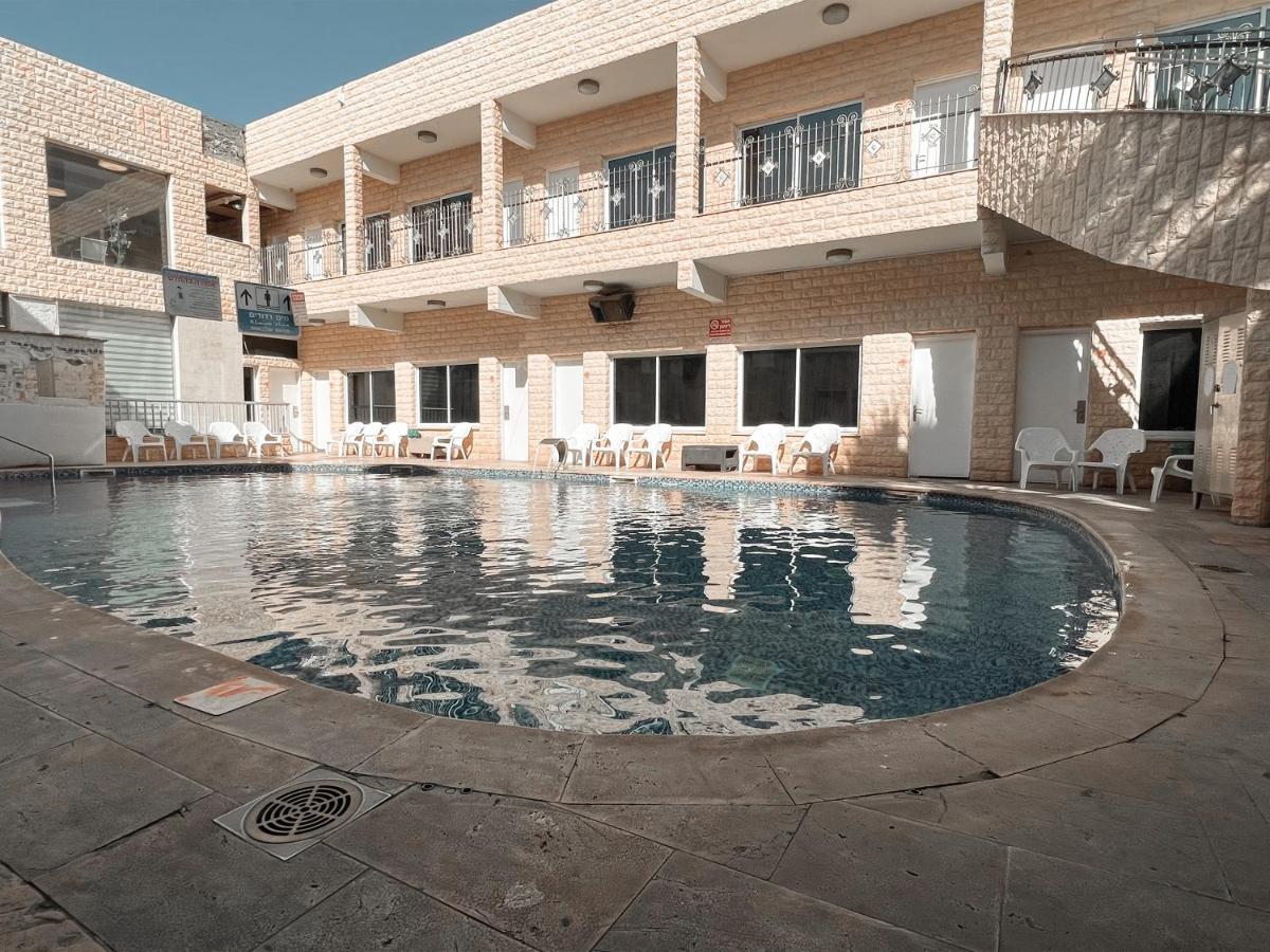 Hotel Maman